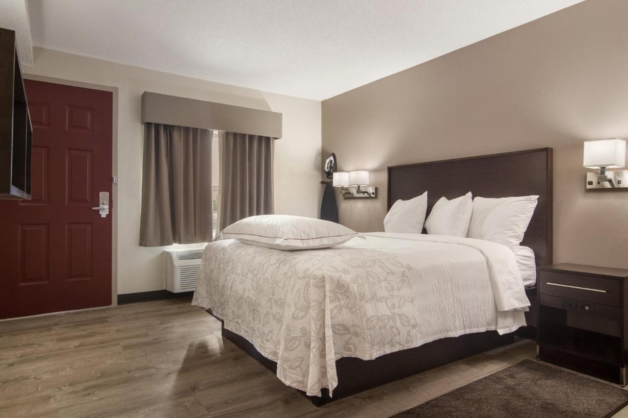 Premium Suite with Multiple Beds Disability Access with Kitchenette Smoke Free (Upgraded Bedding and at Red Roof Inn PLUS+ & Suites Erie