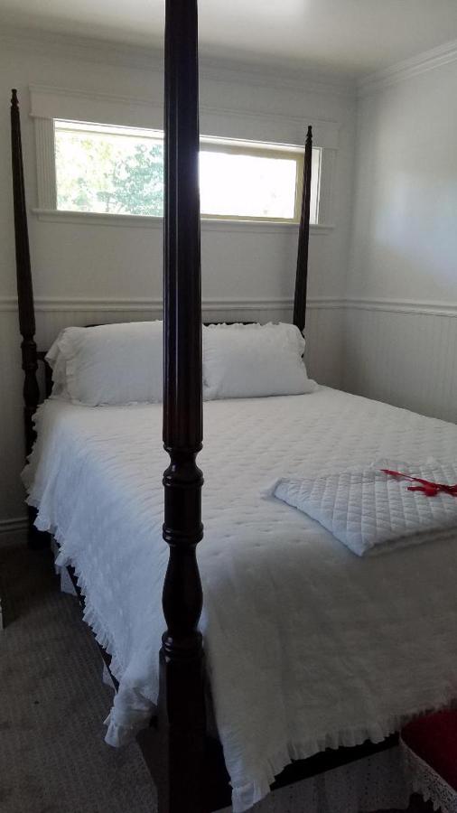 | Coeurd'Alene 5th Place Cottage