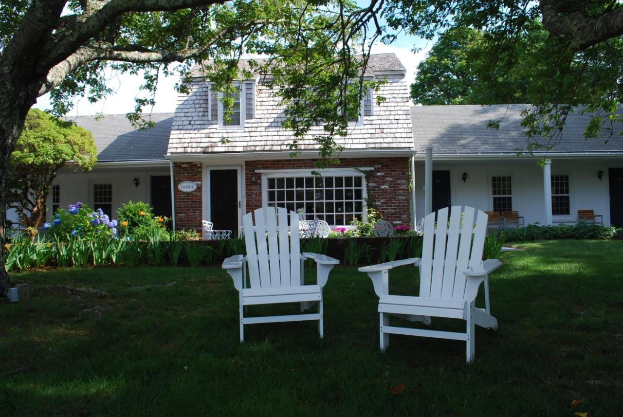 | Chatham Seafarer Inn
