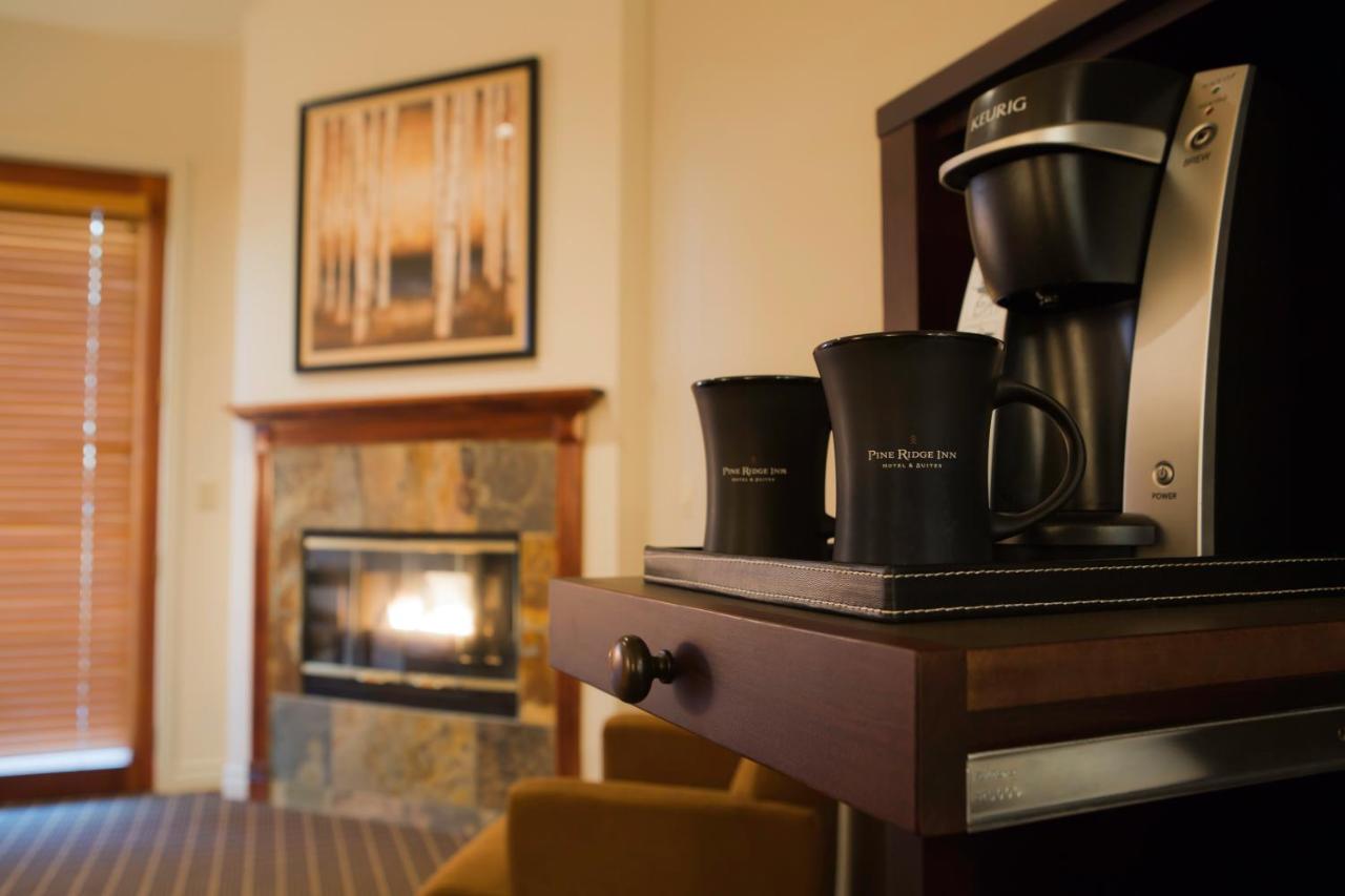 Superior King Suite at Pine Ridge Inn
