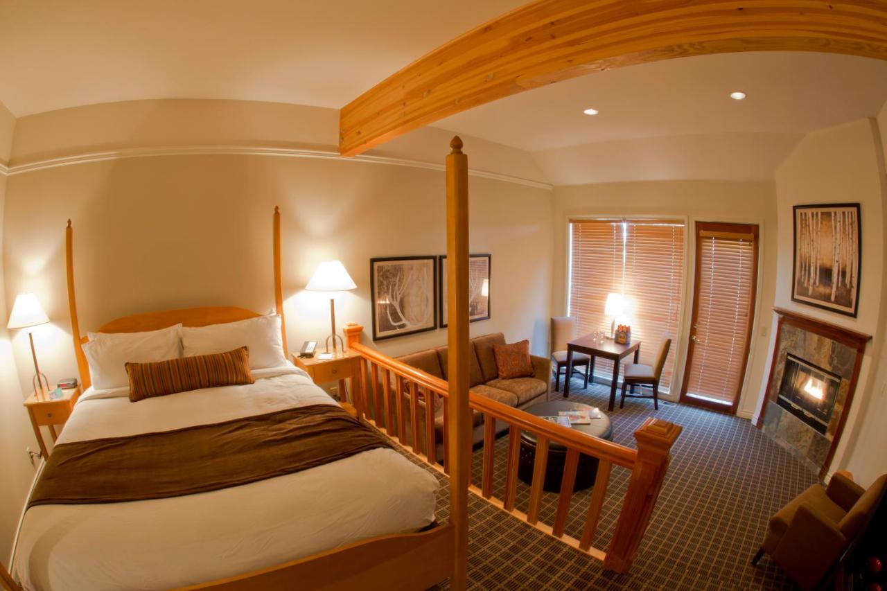 Canyon View Suite with River View - Ground Floor at Pine Ridge Inn