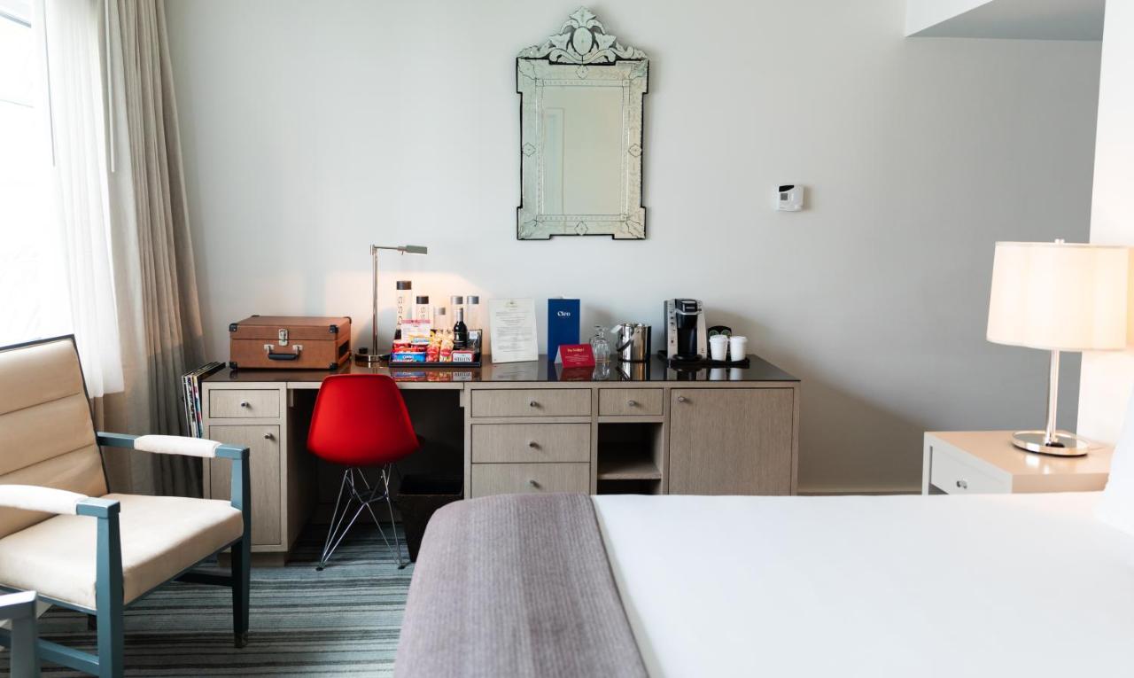 King Room - Disability Access at UMA House by Yurbban South Beach