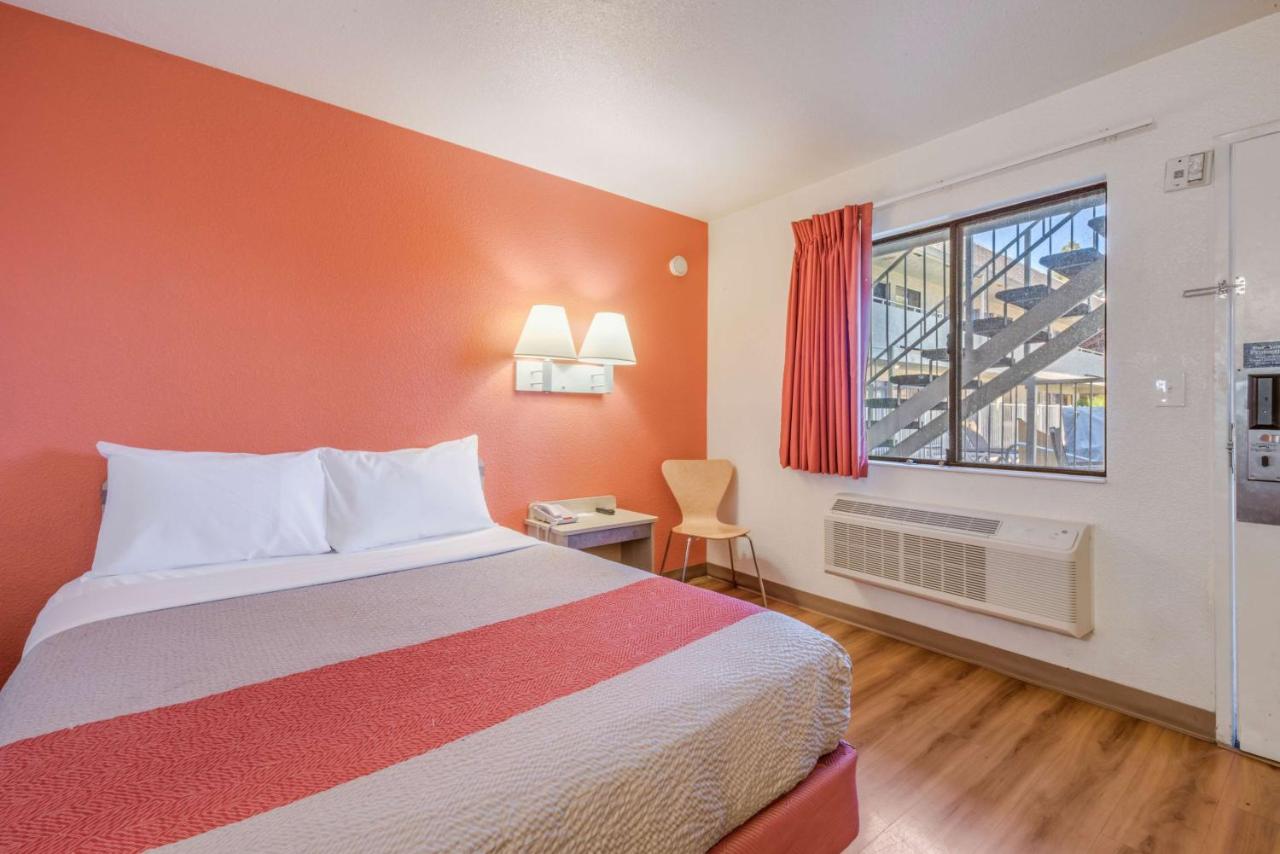 | Motel 6-Fairfield, CA - North