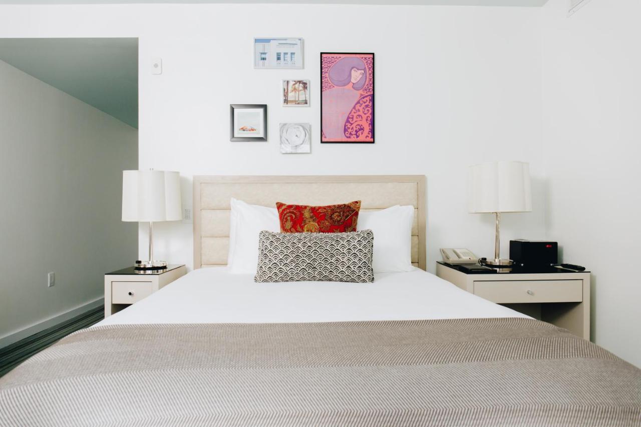Standard Queen Room at UMA House by Yurbban South Beach