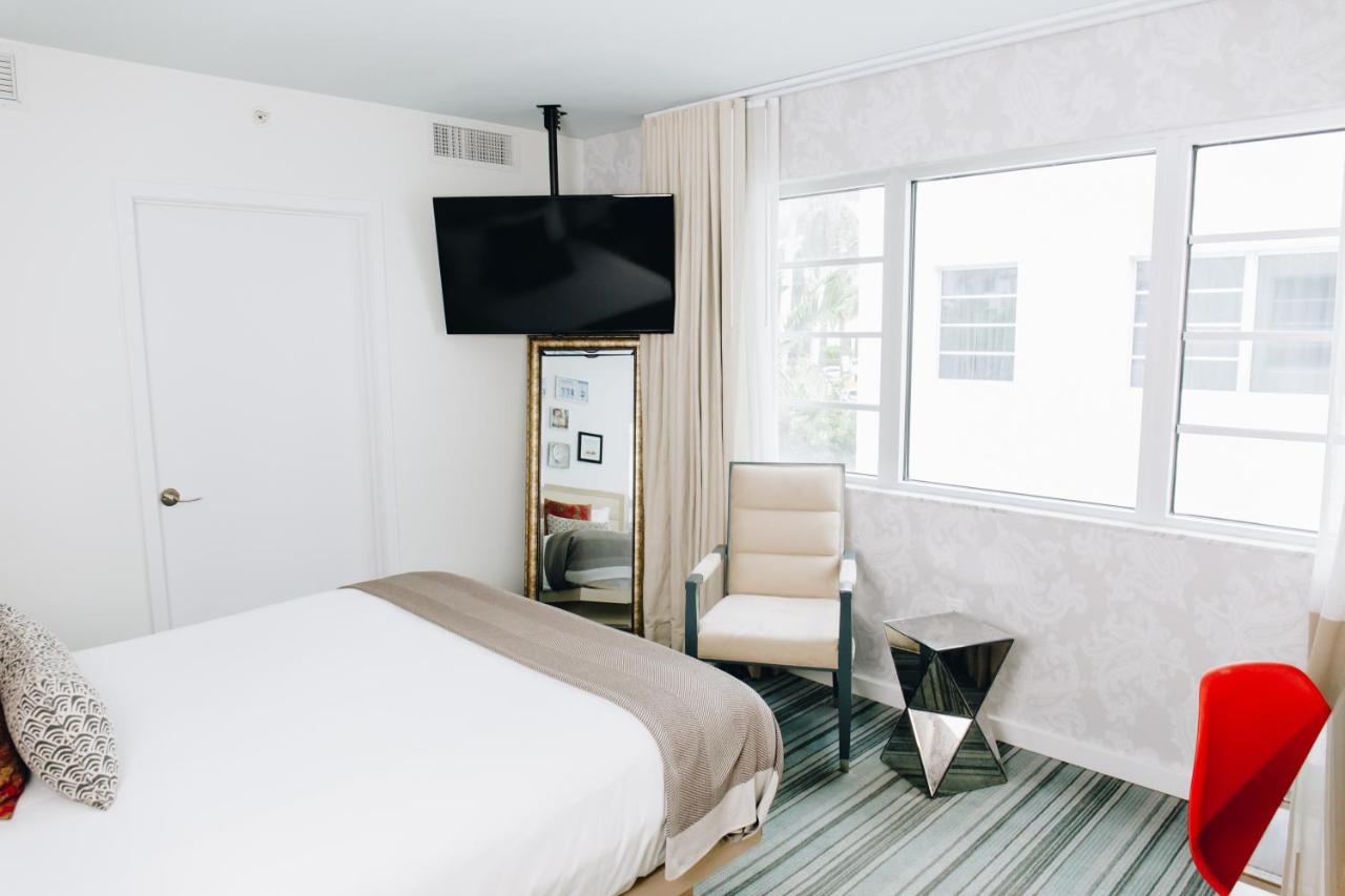 Standard Queen Room at UMA House by Yurbban South Beach