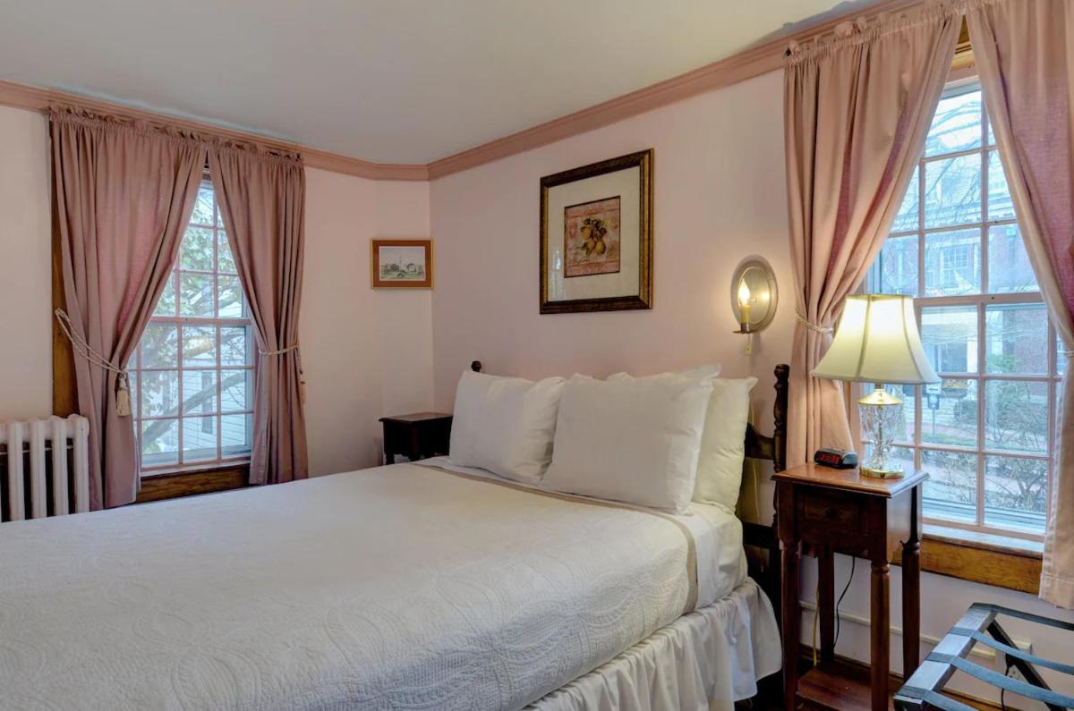  | Melville House Newport