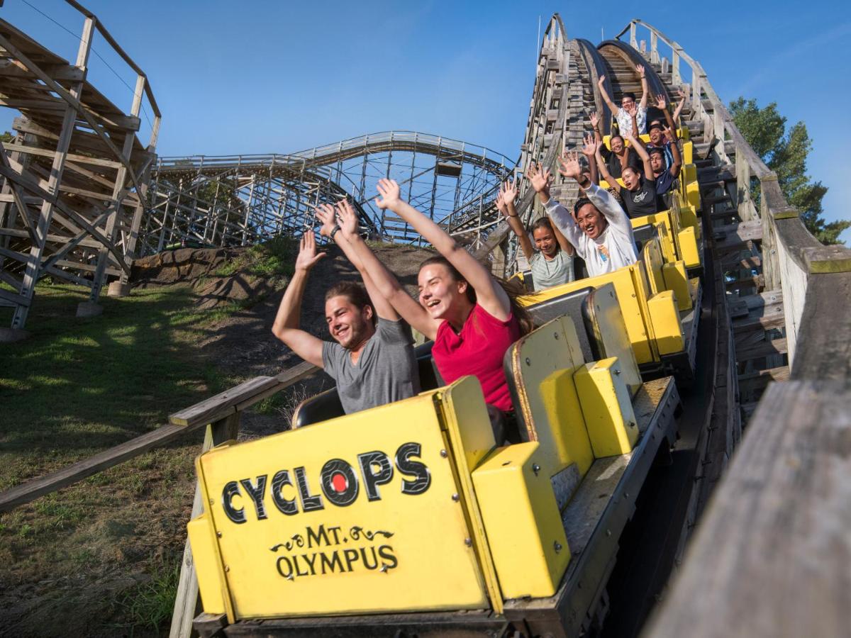 | MT. OLYMPUS WATER PARK AND THEME PARK RESORT