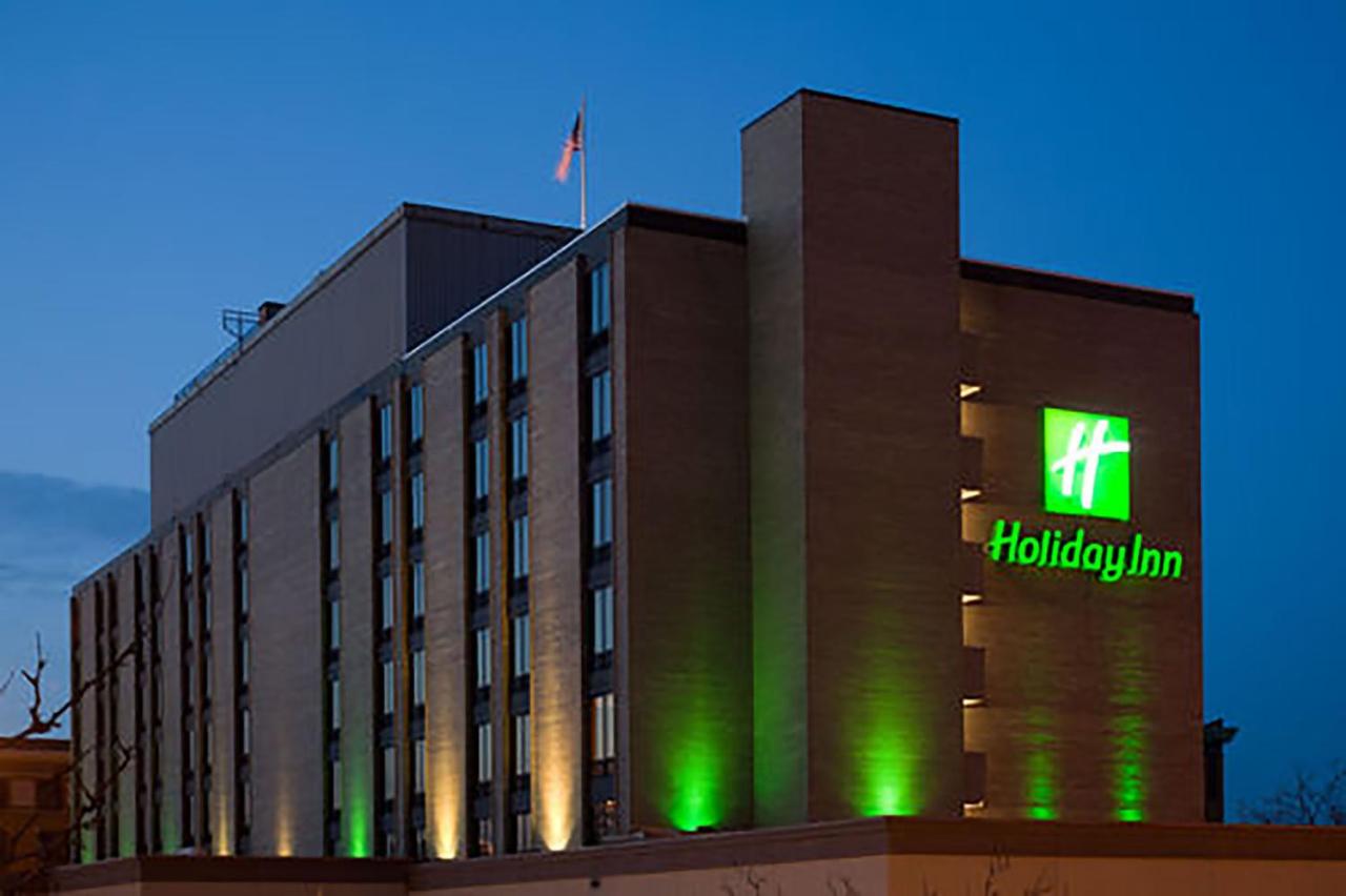 | Holiday Inn Rock Island-Quad Cities, an IHG Hotel