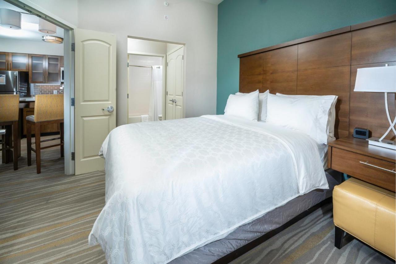 One-Bedroom Queen Suite - Hearing Accessible - Non-Smoking at Staybridge Suites Summerville by IHG