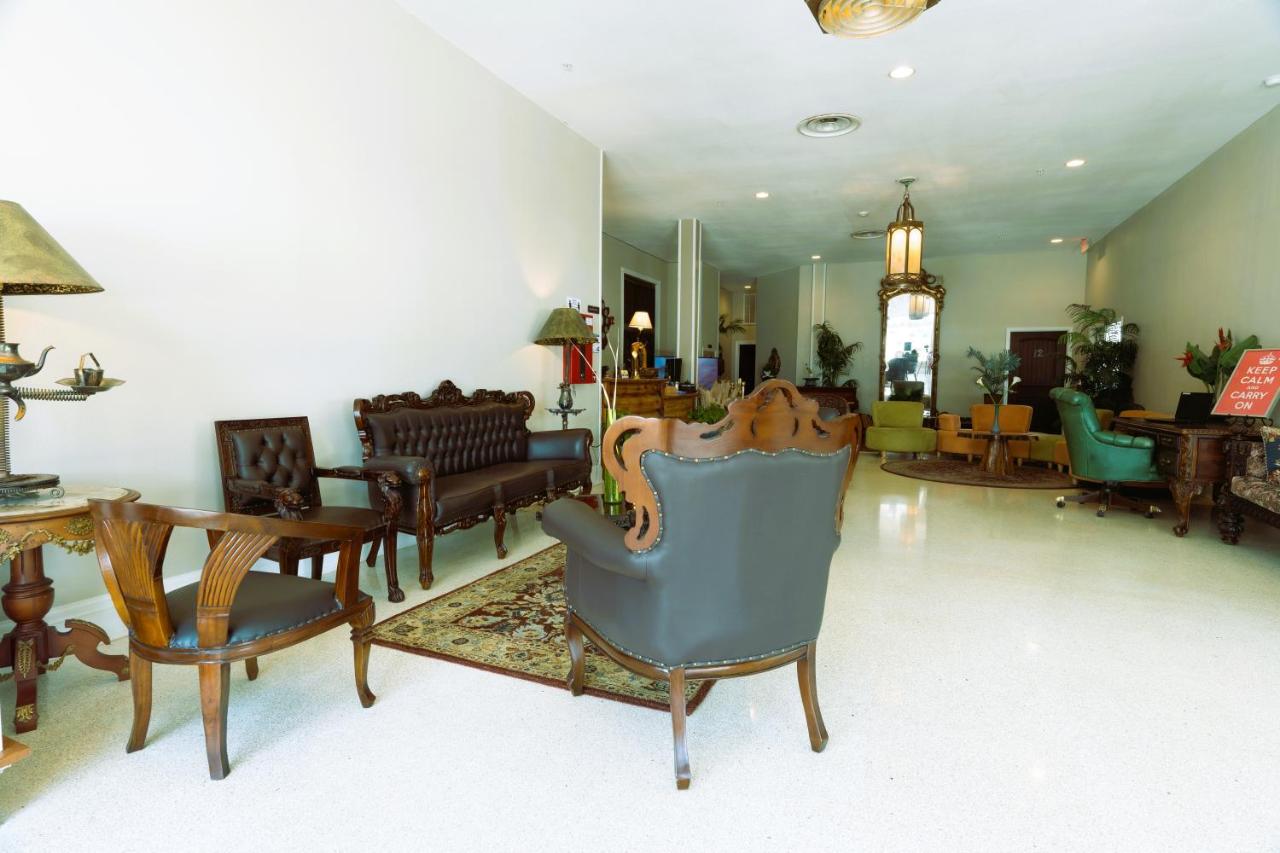  | Oak Park Inn by OYO