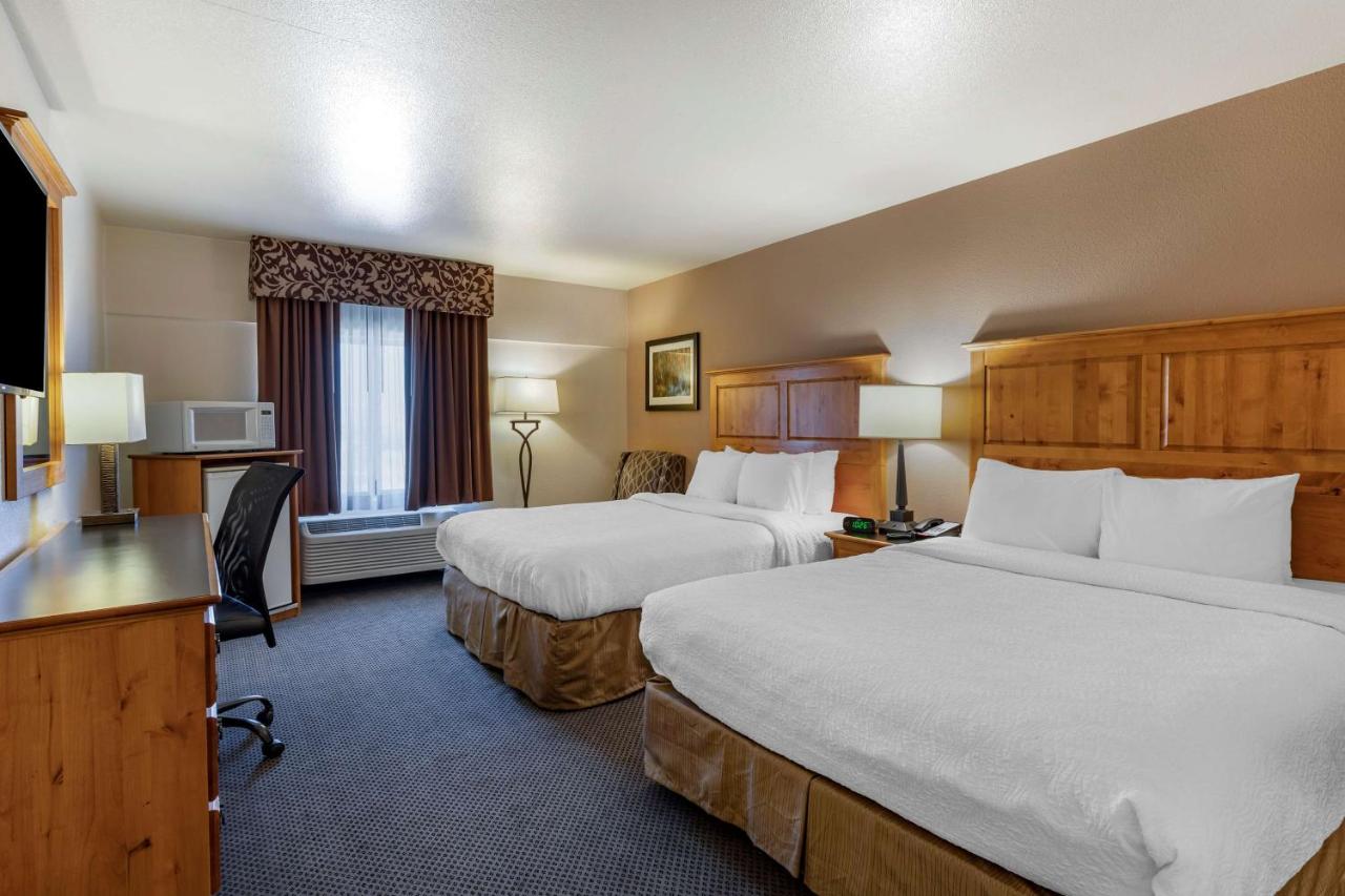 Queen Room with Two Queen Beds at Best Western Brighton Inn