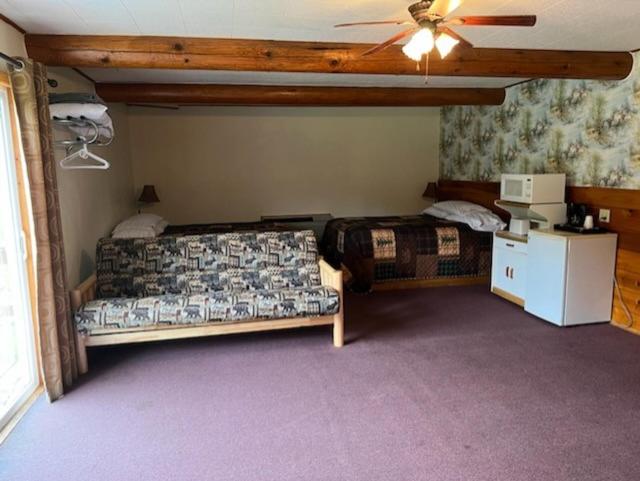  | Spring Creek Inn