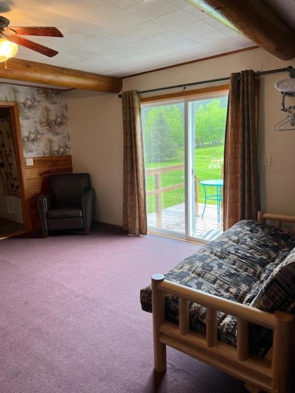  | Spring Creek Inn