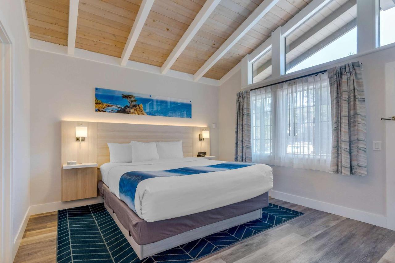 | Comfort Inn Carmel By the Sea