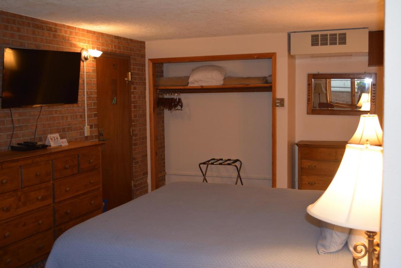 King Room at Mountain Chalet Aspen