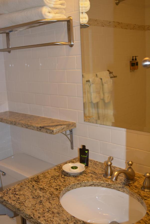 Standard Triple Room at Mountain Chalet Aspen