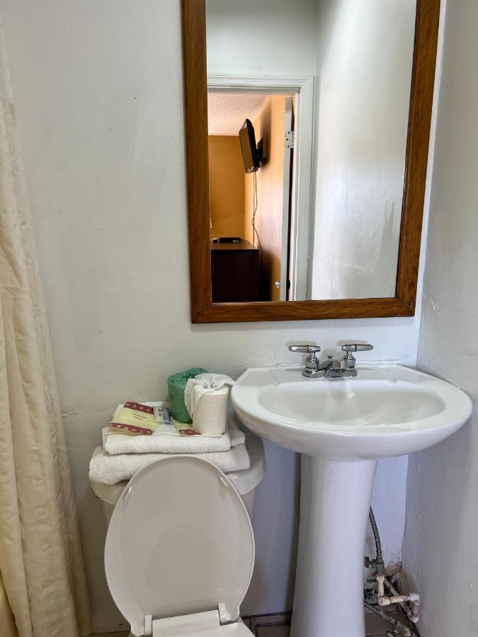 | Budget Inn Decatur Priceville