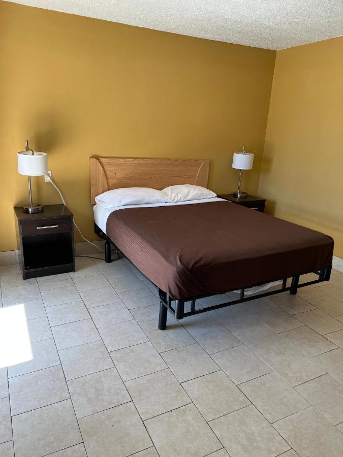 | Budget Inn Decatur Priceville