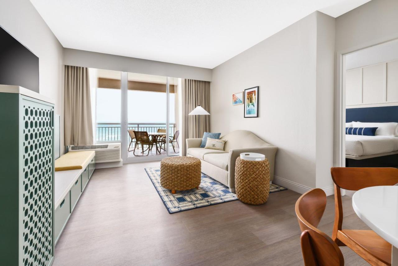 One-Bedroom King Suite at Holiday Inn Resort Lumina on Wrightsville Beach by IHG