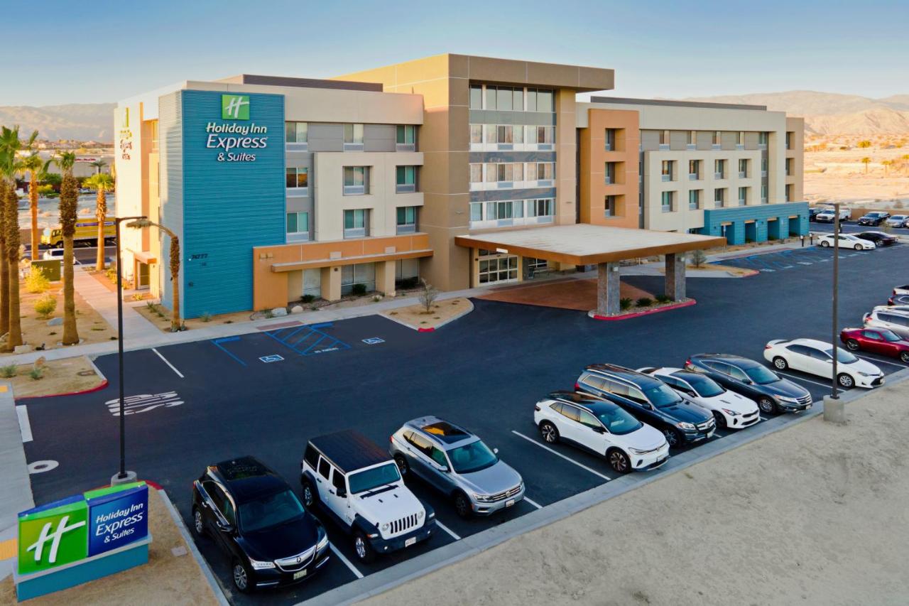 | Holiday Inn Express & Suites - Palm Desert - Millennium, an IHG Hotel