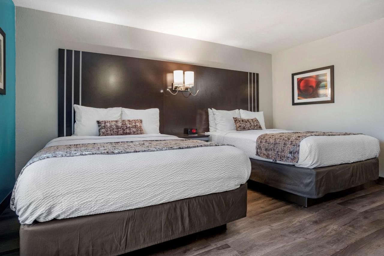 Room #41966816 at Best Western Carlton Suites