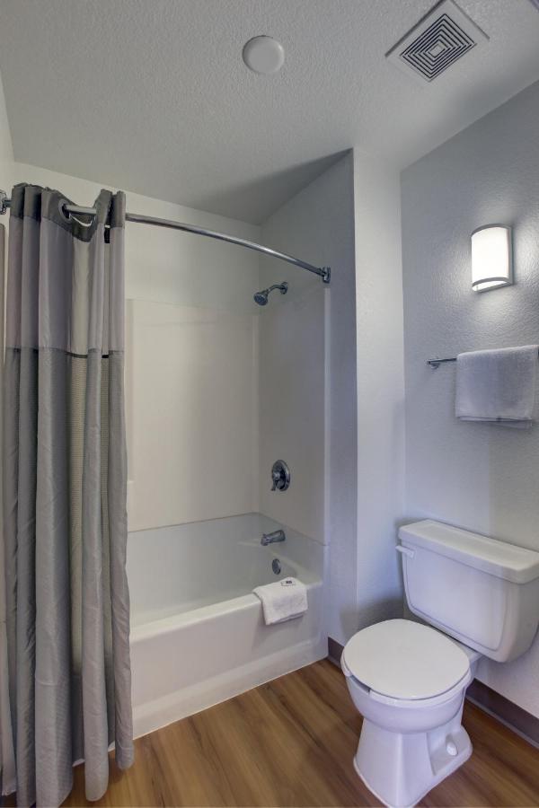 | Motel 6-Bellflower, CA - Los Angeles