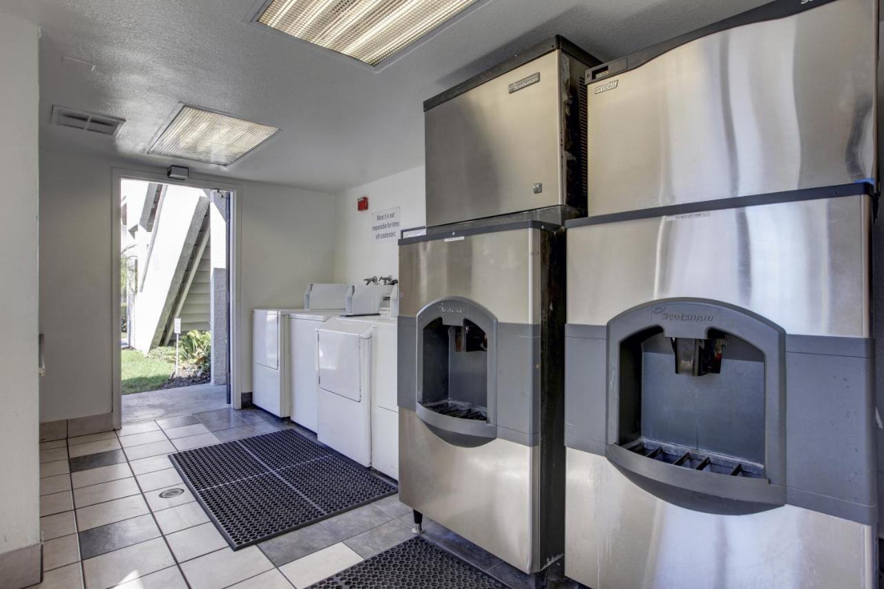| Motel 6-Bellflower, CA - Los Angeles