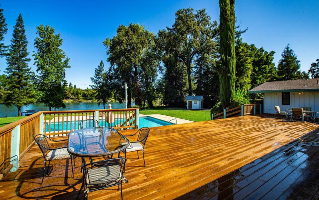  | Luxury Riverside Estate - 3BR Home or 1BR Cottage or BOTH - Sleeps 14 - Swim, fish, relax, refresh