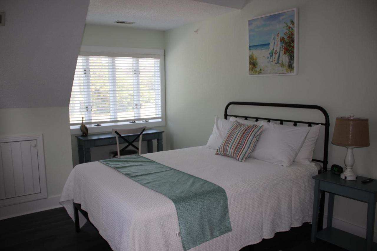 | Wild Horse Inn