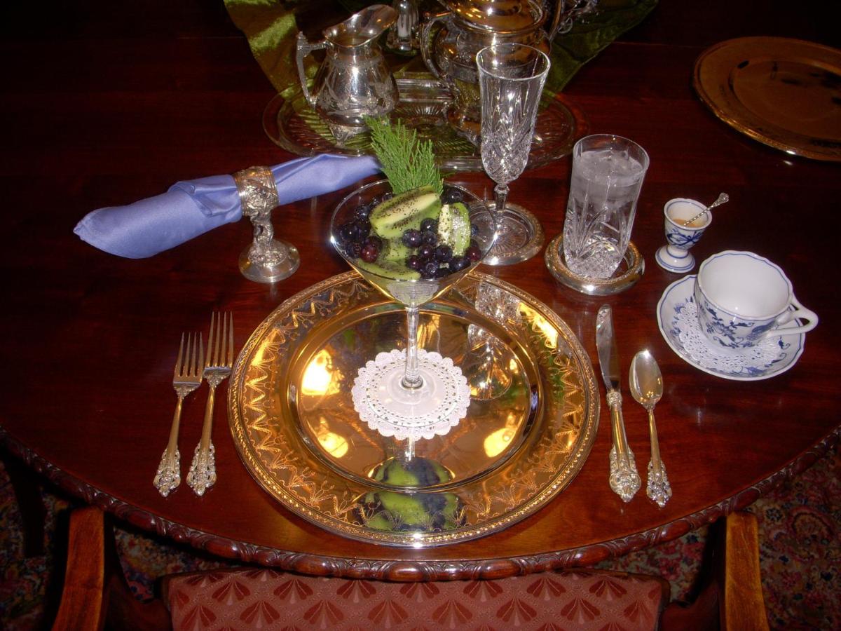 | Shadowlawn Bed and Breakfast
