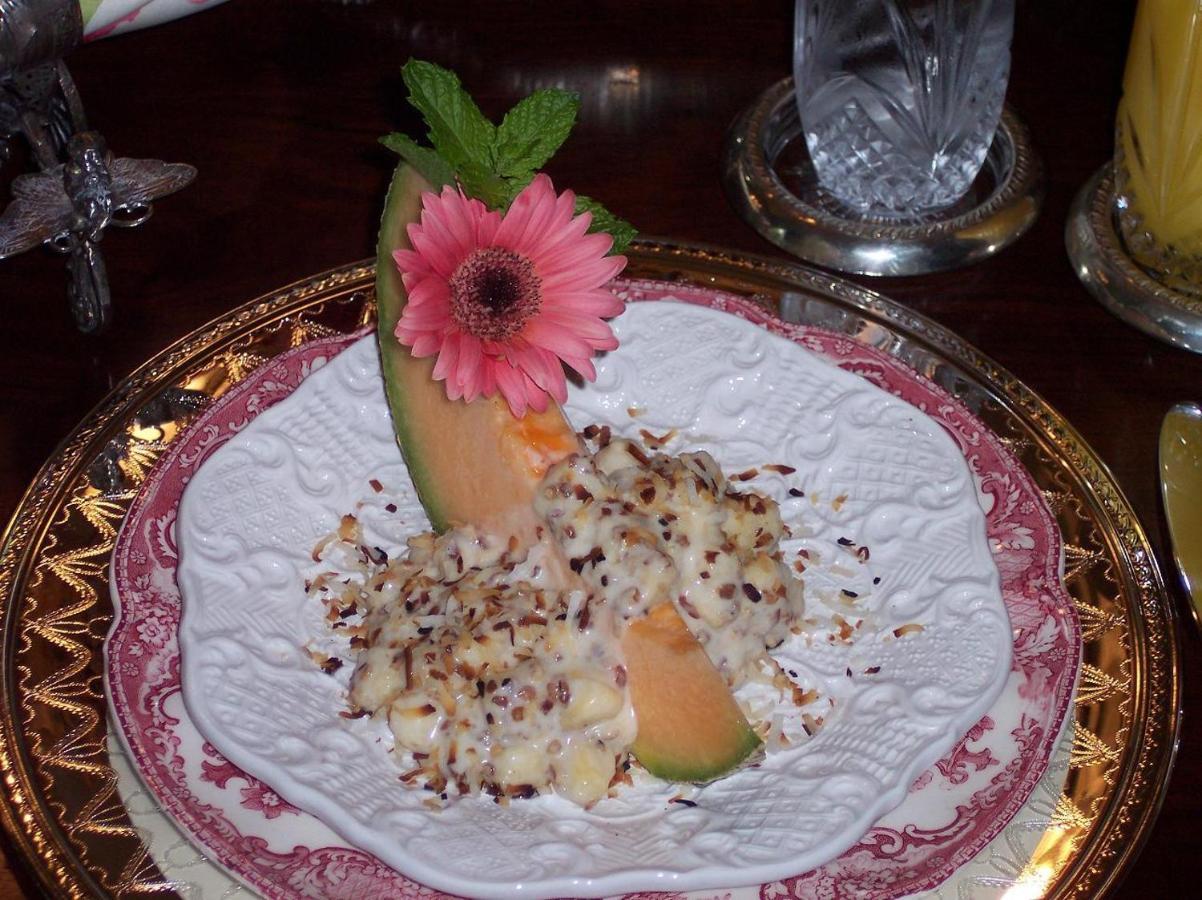 | Shadowlawn Bed and Breakfast