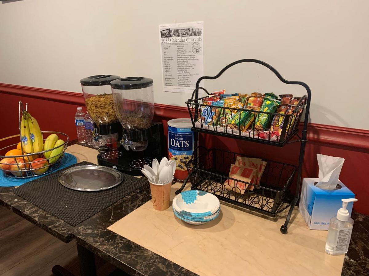  | Vinehurst Inn & Suites