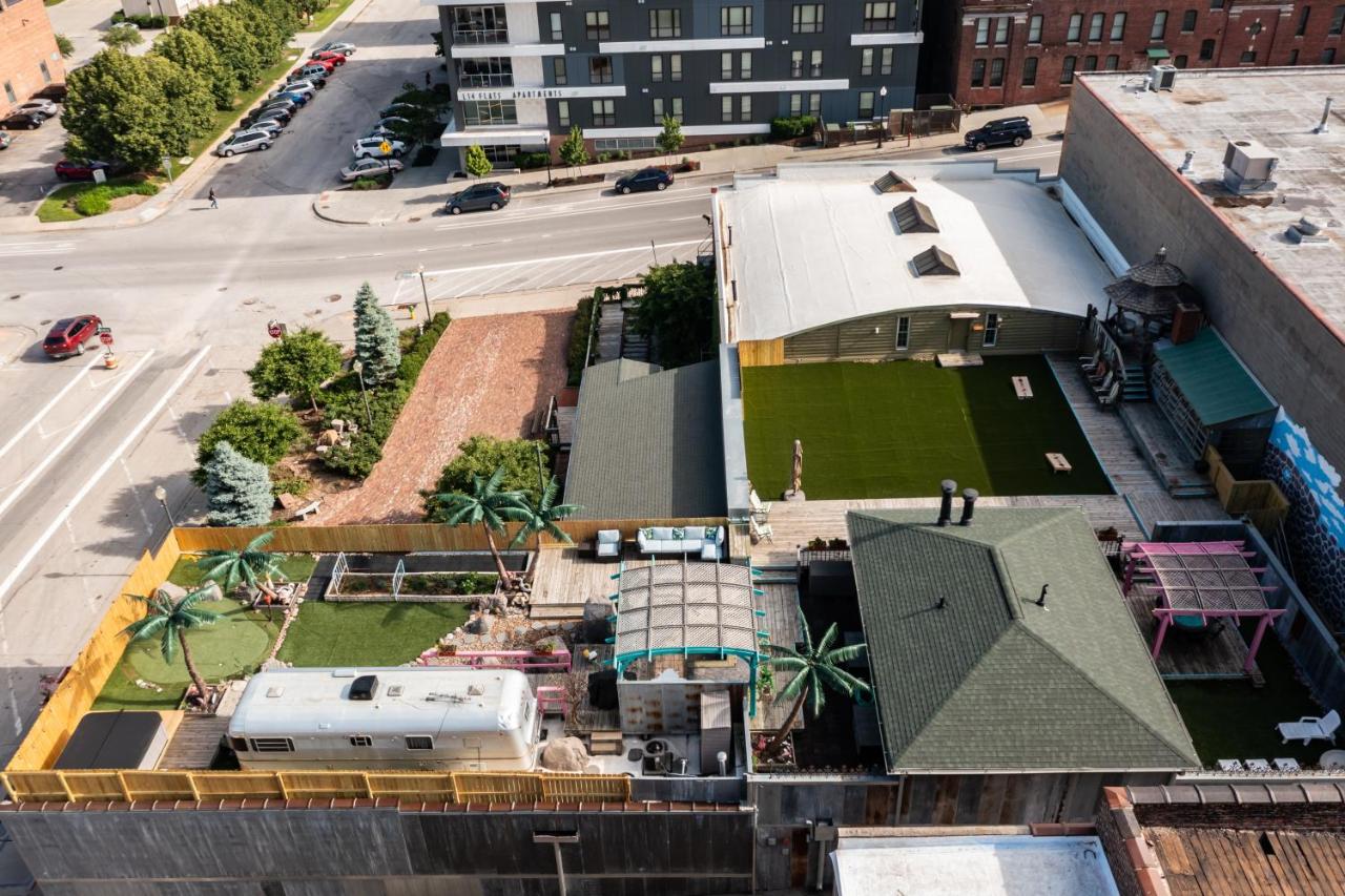 | Downtown Omaha Oasis