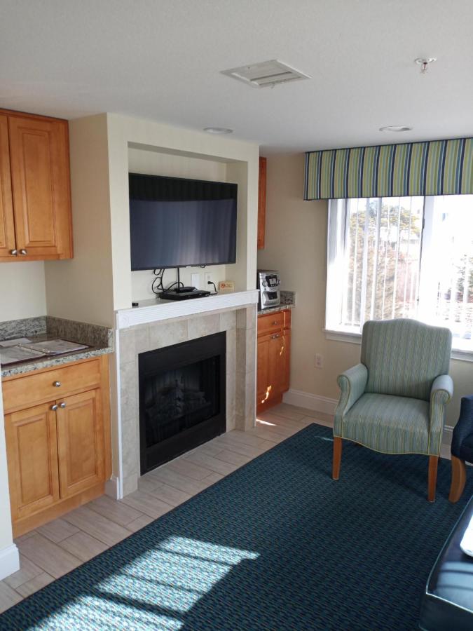 Two-Bedroom Suite at Ocean Club on Smuggler's Beach