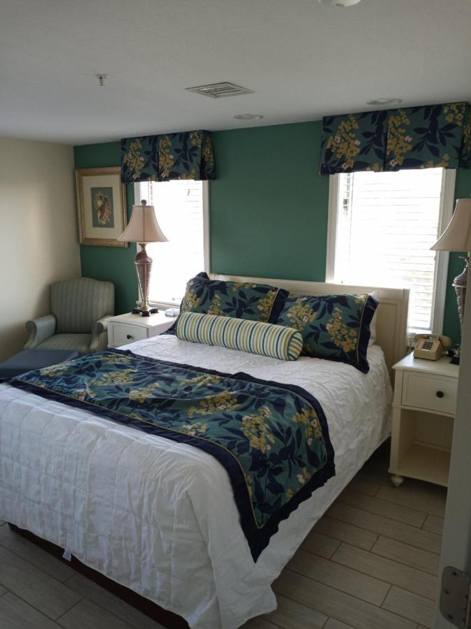 Two-Bedroom Suite at Ocean Club on Smuggler's Beach