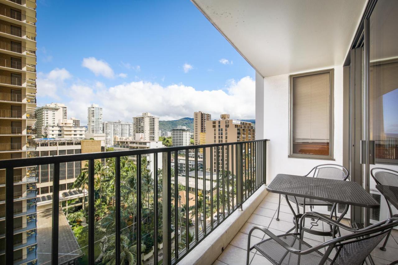 Room Selected at Check-In at Aston at the Waikiki Banyan
