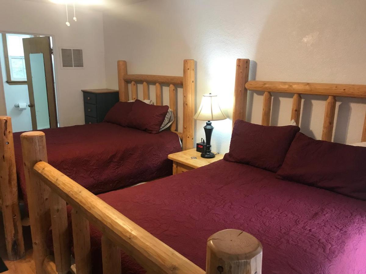 | Dunsmuir Lodge