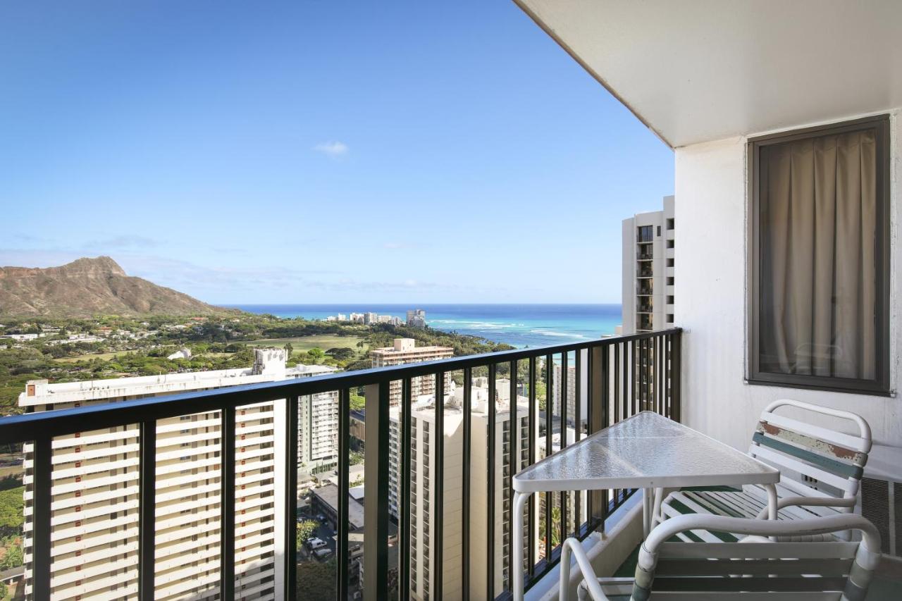 One-Bedroom Suite with Ocean View at Aston at the Waikiki Banyan