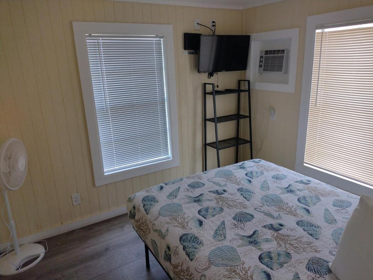  | Double Barr Cottage Inn