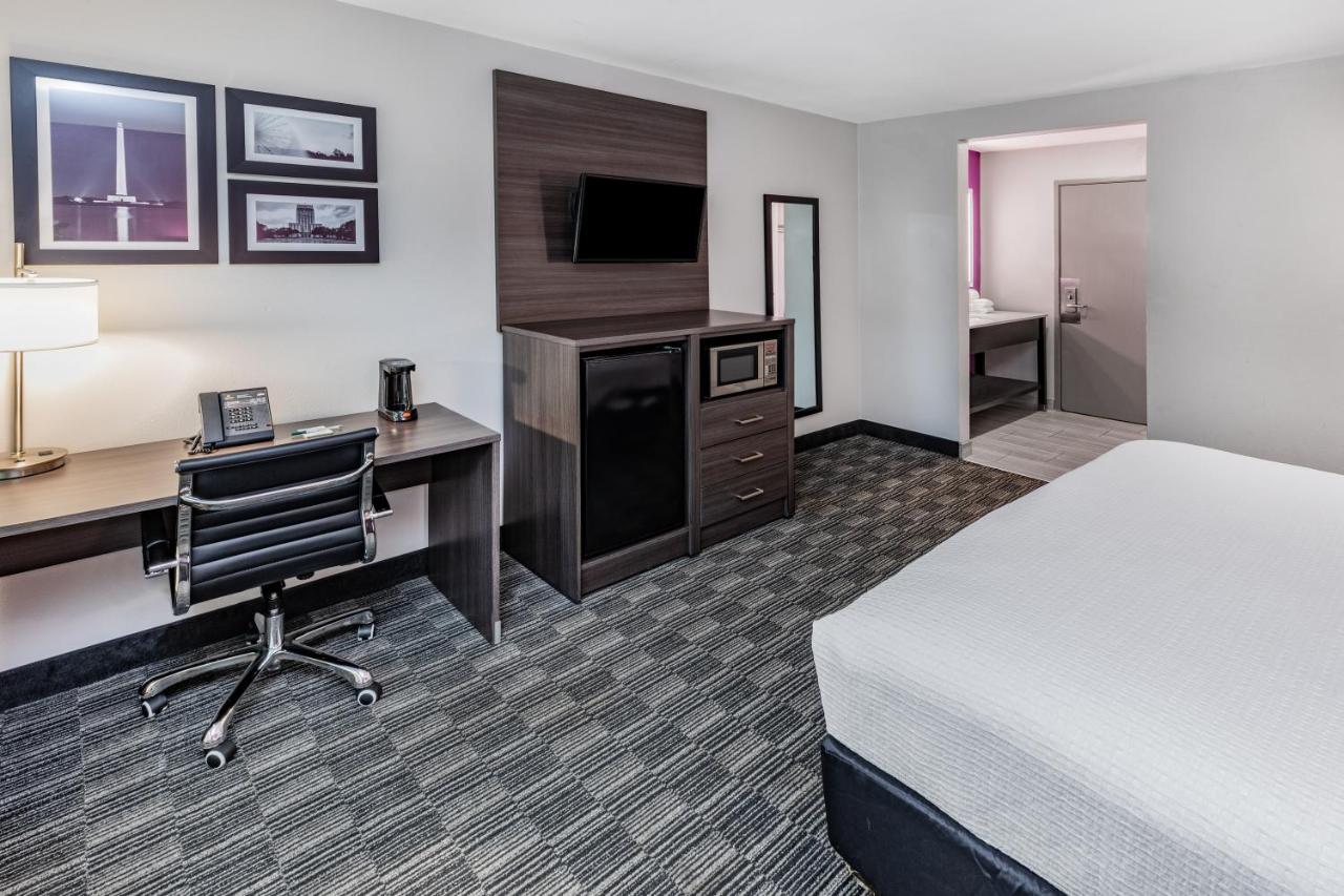 | La Quinta by Wyndham Houston Southwest