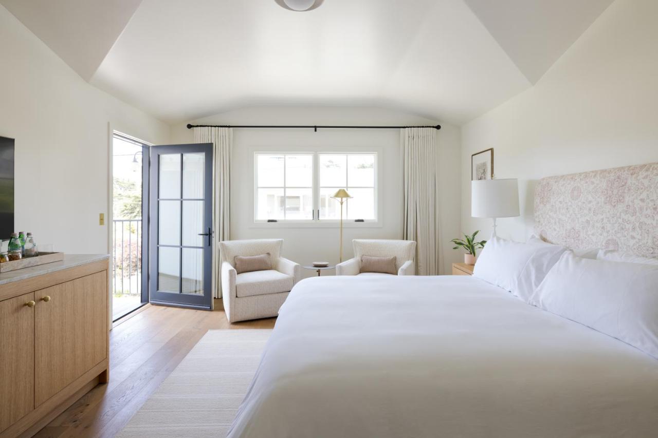 | Villa Mara Carmel