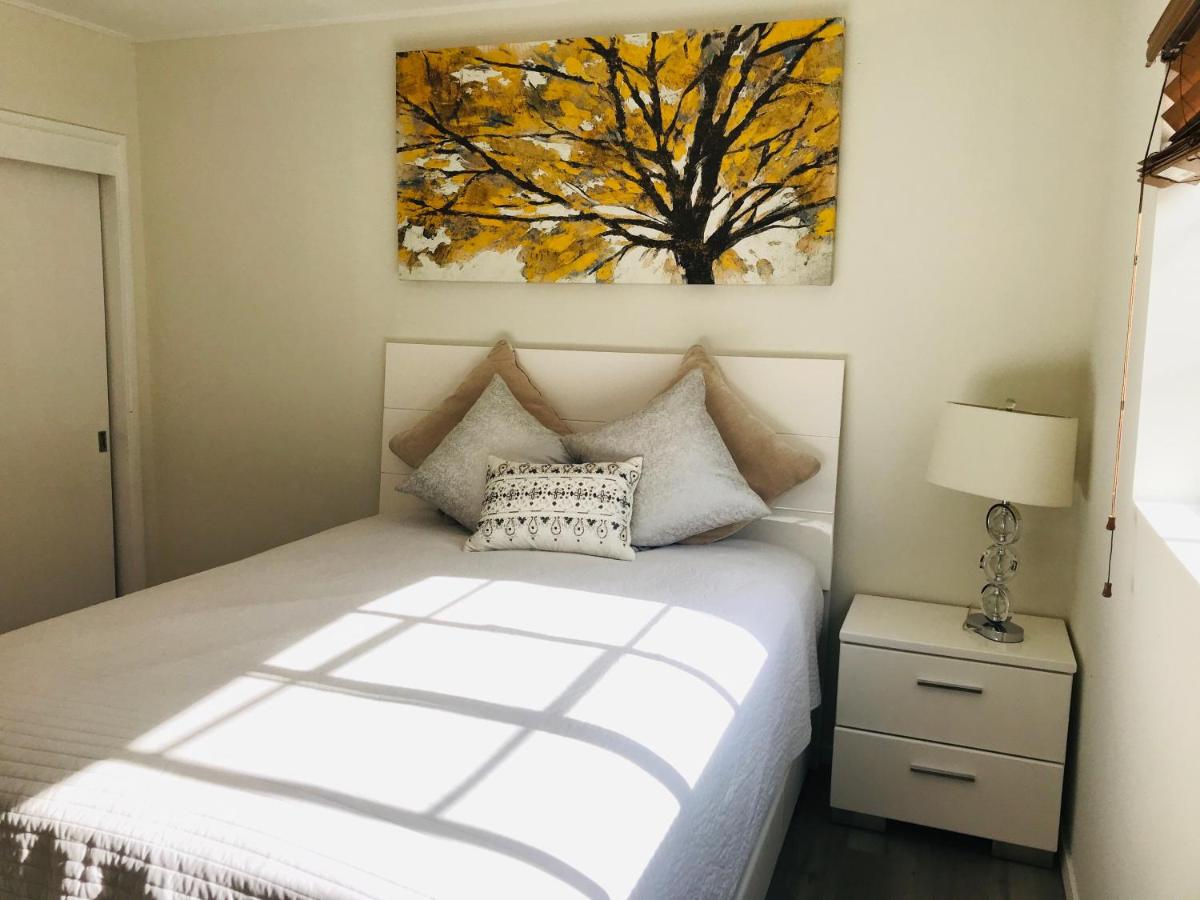  | COZY 2 BEDROOM GUESTHOUSE IN BEVERLY HILLS