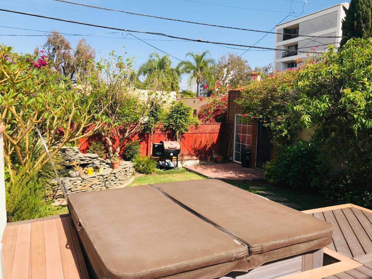  | COZY 2 BEDROOM GUESTHOUSE IN BEVERLY HILLS
