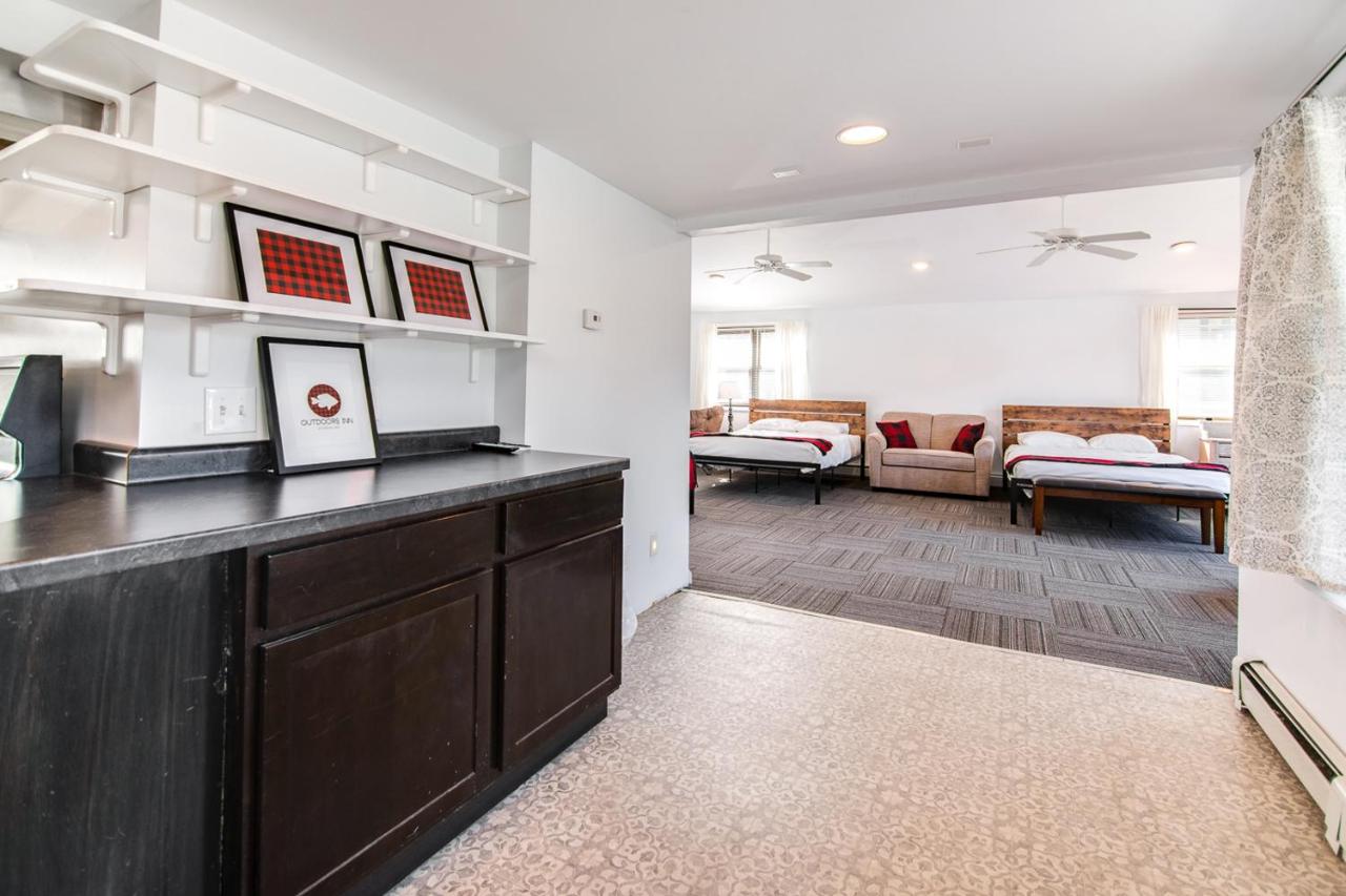 | Outdoors Inn at Balsam Lake