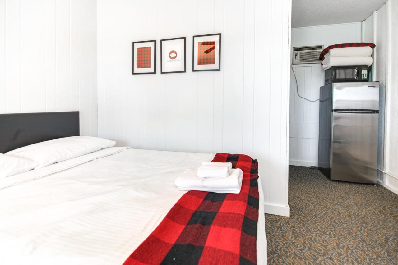 | Outdoors Inn at Balsam Lake