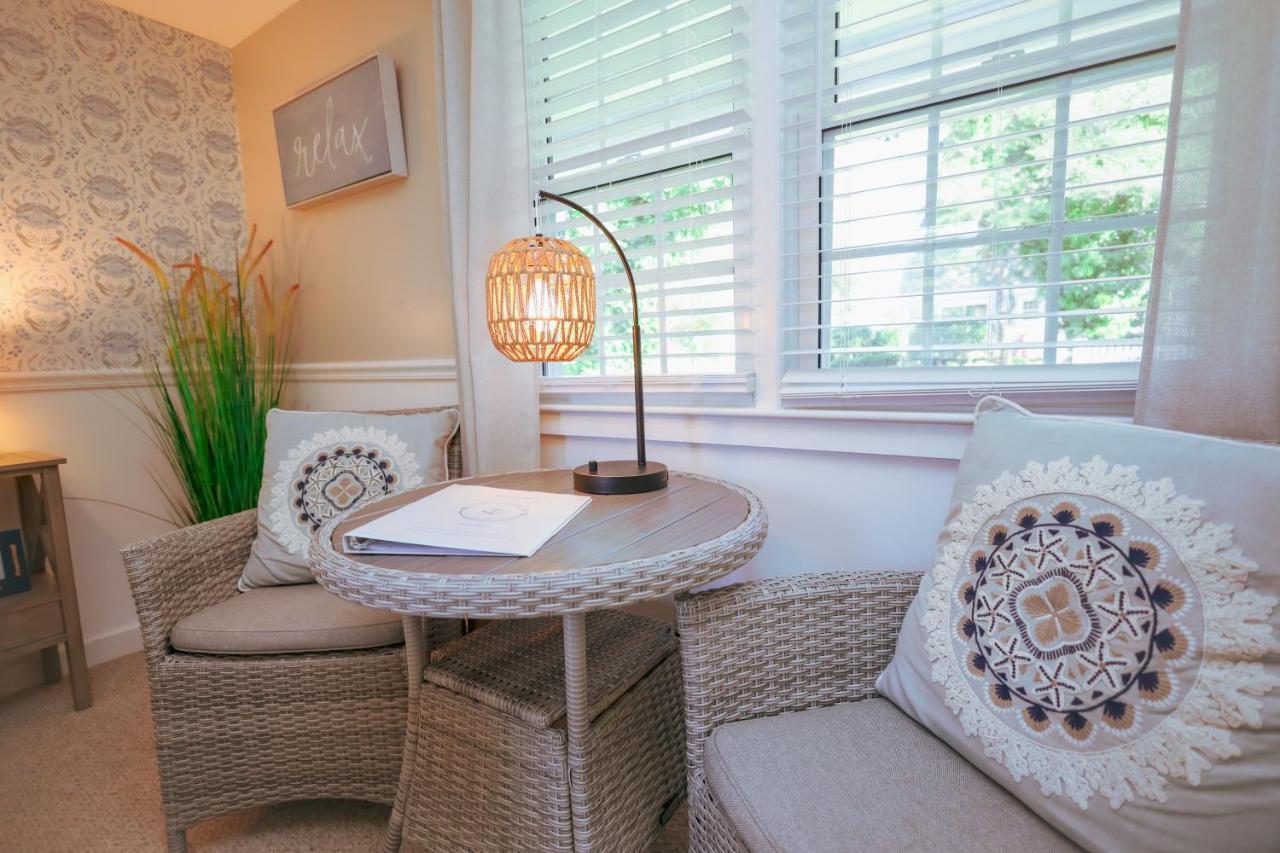 | Allen Harbor Rentals
