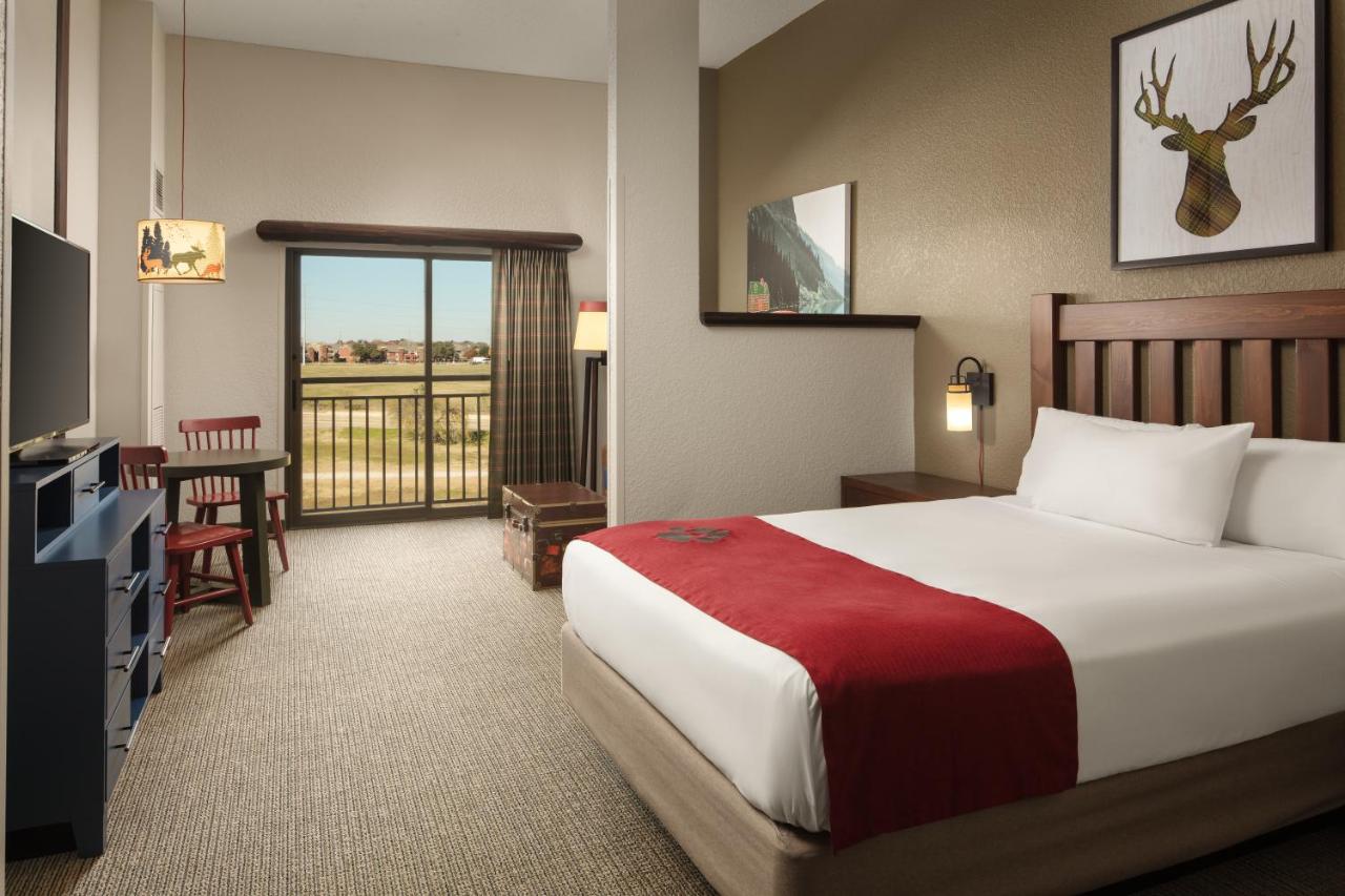 Luxury King Suite - Water Park Included  at Great Wolf Lodge Concord