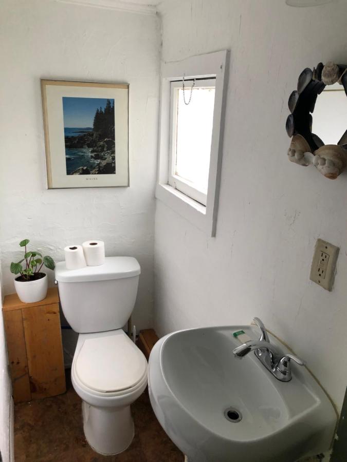 | Seafarer Inn and Cottages