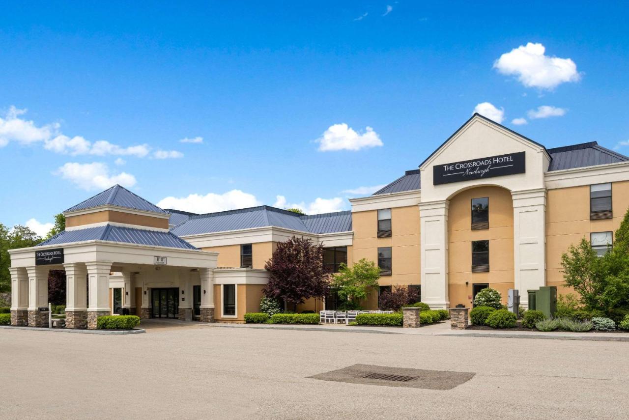  | Four Points by Sheraton Newburgh Stewart Airport