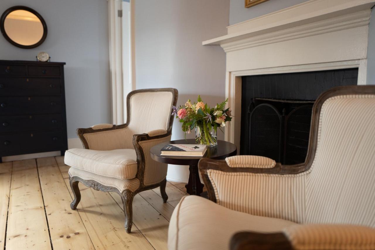 | OneSixtyFive, The Inn on Park Row